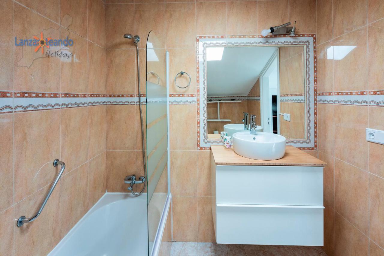 Vivienda Vacacional Sunny - Duplex Apartment 2Beds 2 Baths Costa Teguise Esterno foto